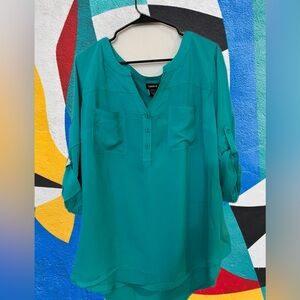 New🔥Torrid Women’s Green Fall Blouse Size 2